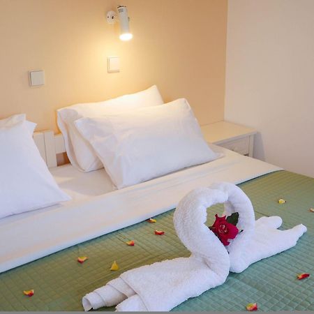 Litinas Apartments With Pool Aγία Μαρίνα Εξωτερικό φωτογραφία