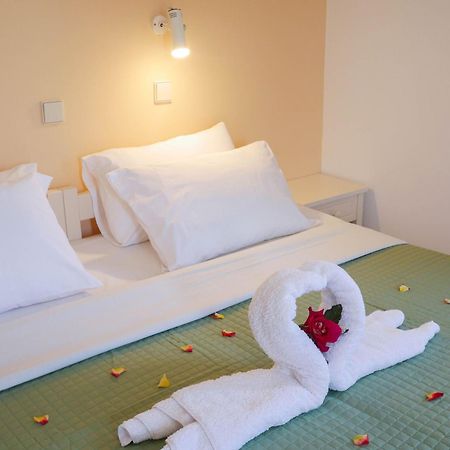 Litinas Apartments With Pool Aγία Μαρίνα Εξωτερικό φωτογραφία