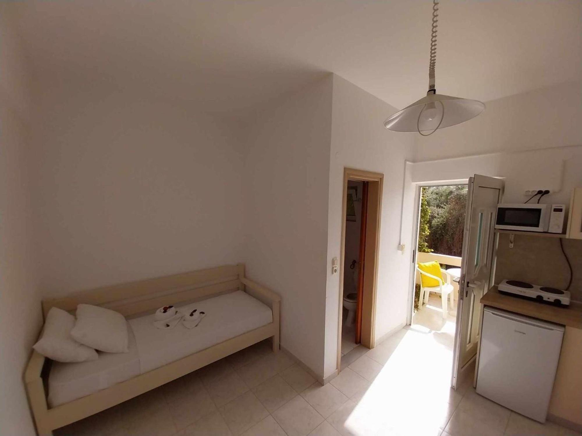 Litinas Apartments With Pool Aγία Μαρίνα Εξωτερικό φωτογραφία