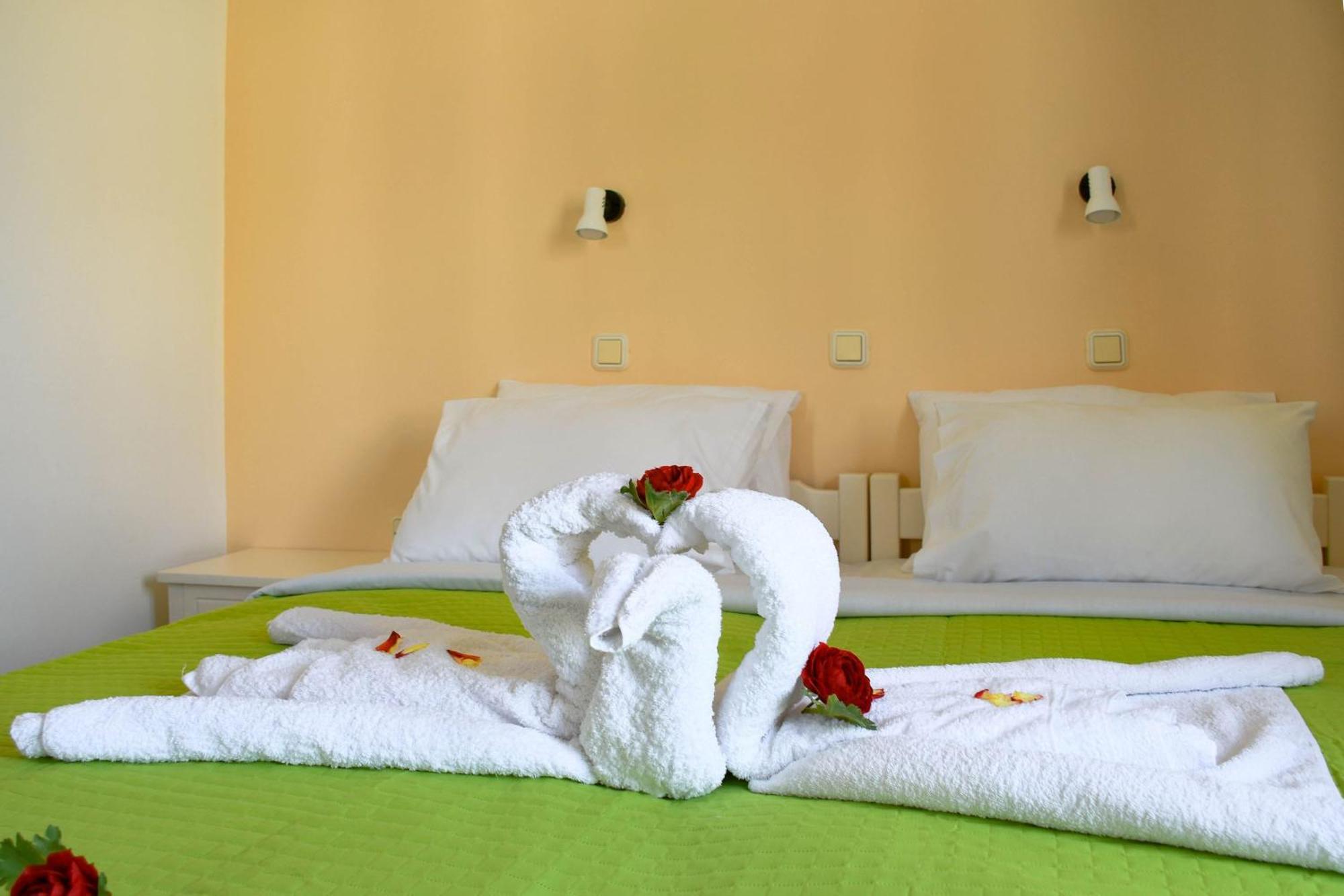 Litinas Apartments With Pool Aγία Μαρίνα Εξωτερικό φωτογραφία