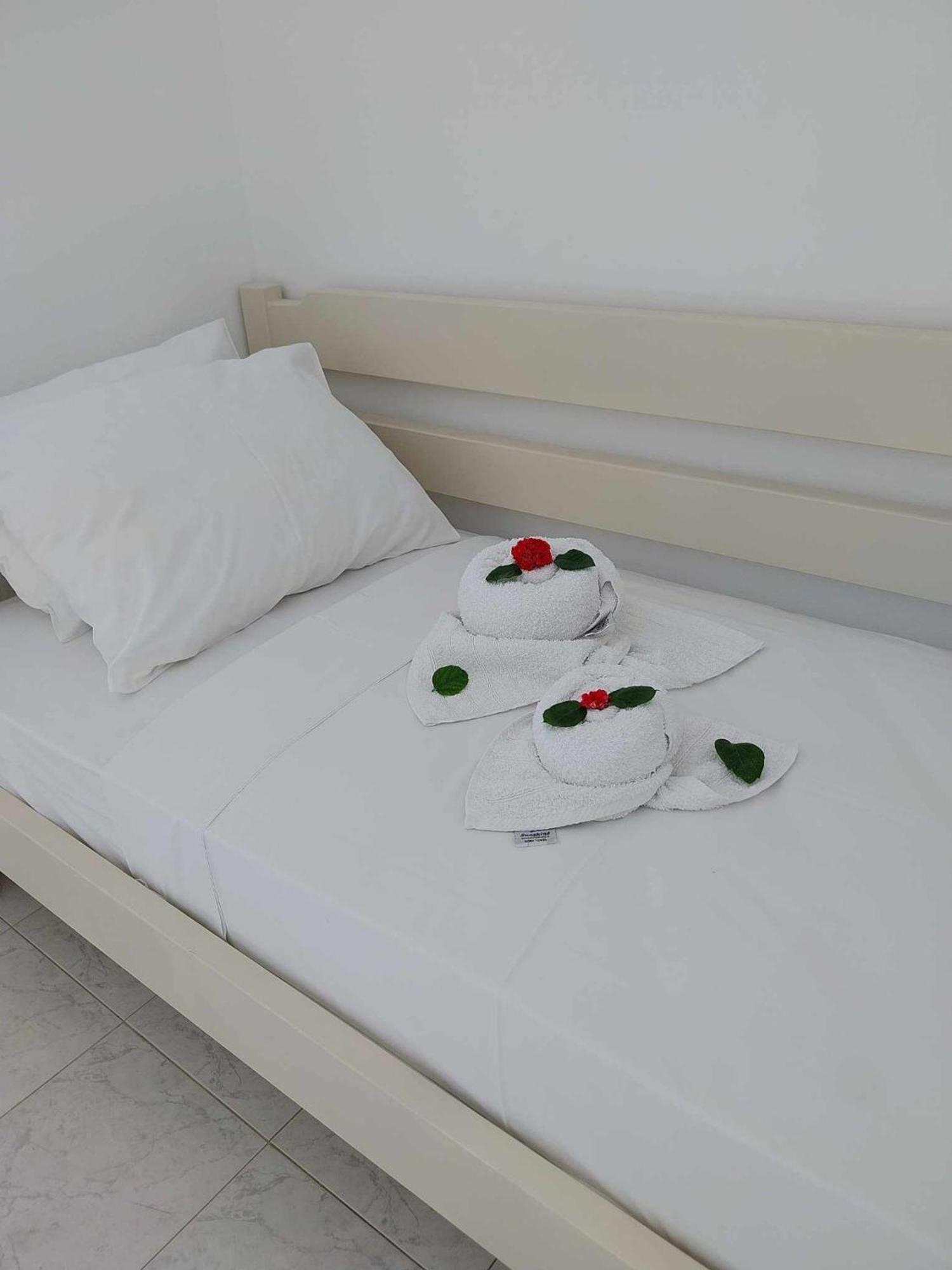 Litinas Apartments With Pool Aγία Μαρίνα Εξωτερικό φωτογραφία