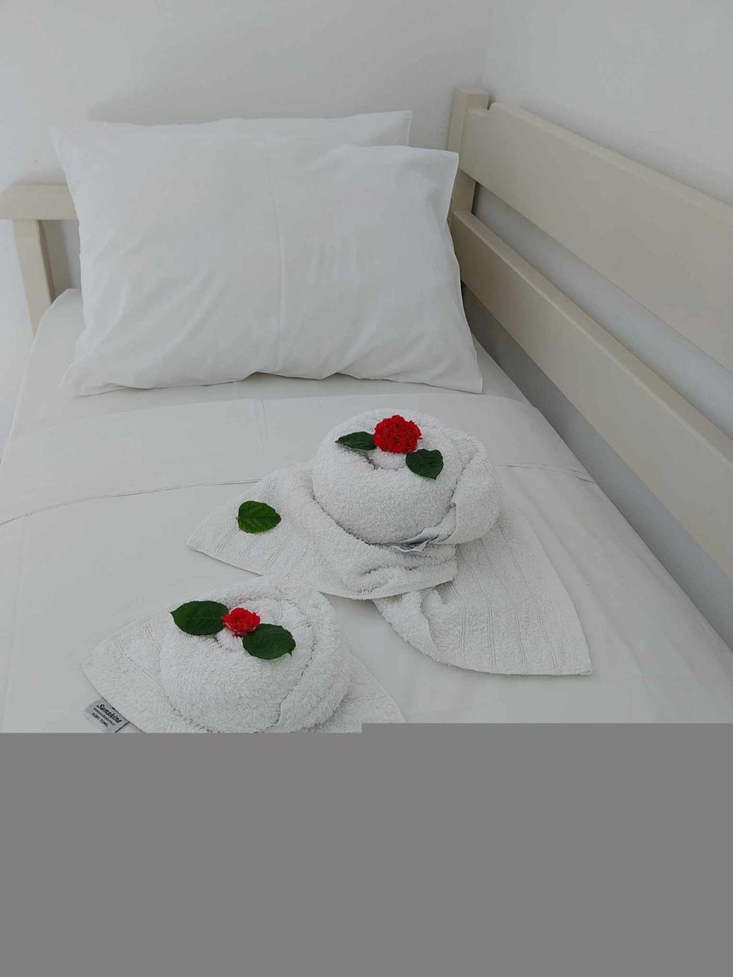 Litinas Apartments With Pool Aγία Μαρίνα Εξωτερικό φωτογραφία