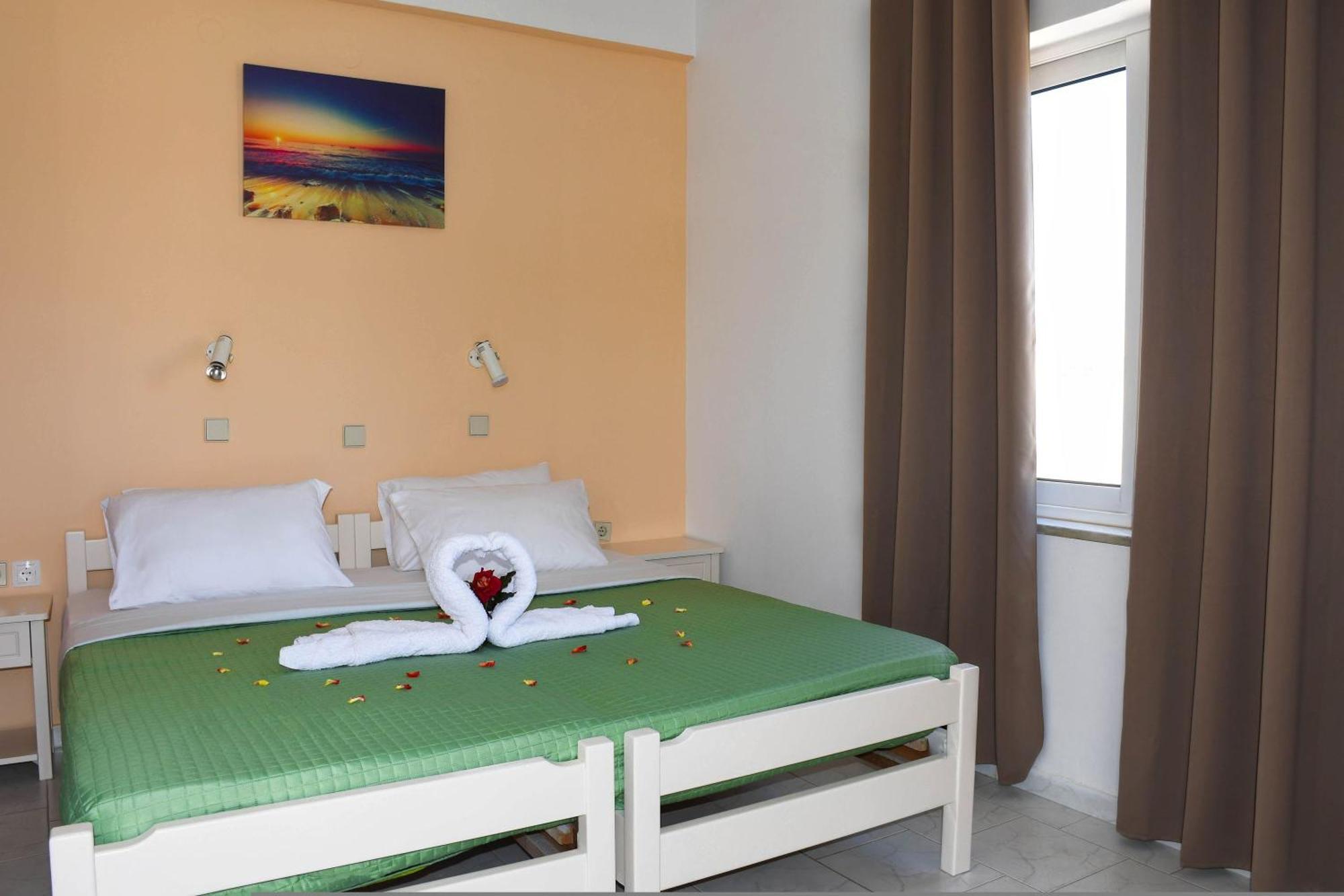 Litinas Apartments With Pool Aγία Μαρίνα Εξωτερικό φωτογραφία