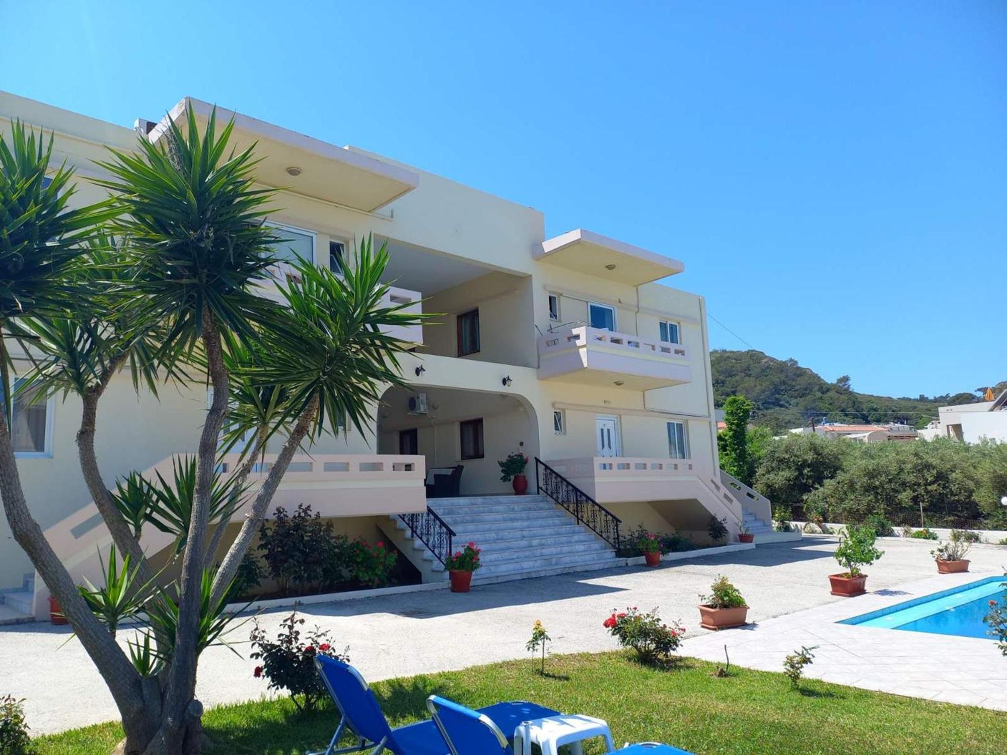 Litinas Apartments With Pool Aγία Μαρίνα Εξωτερικό φωτογραφία